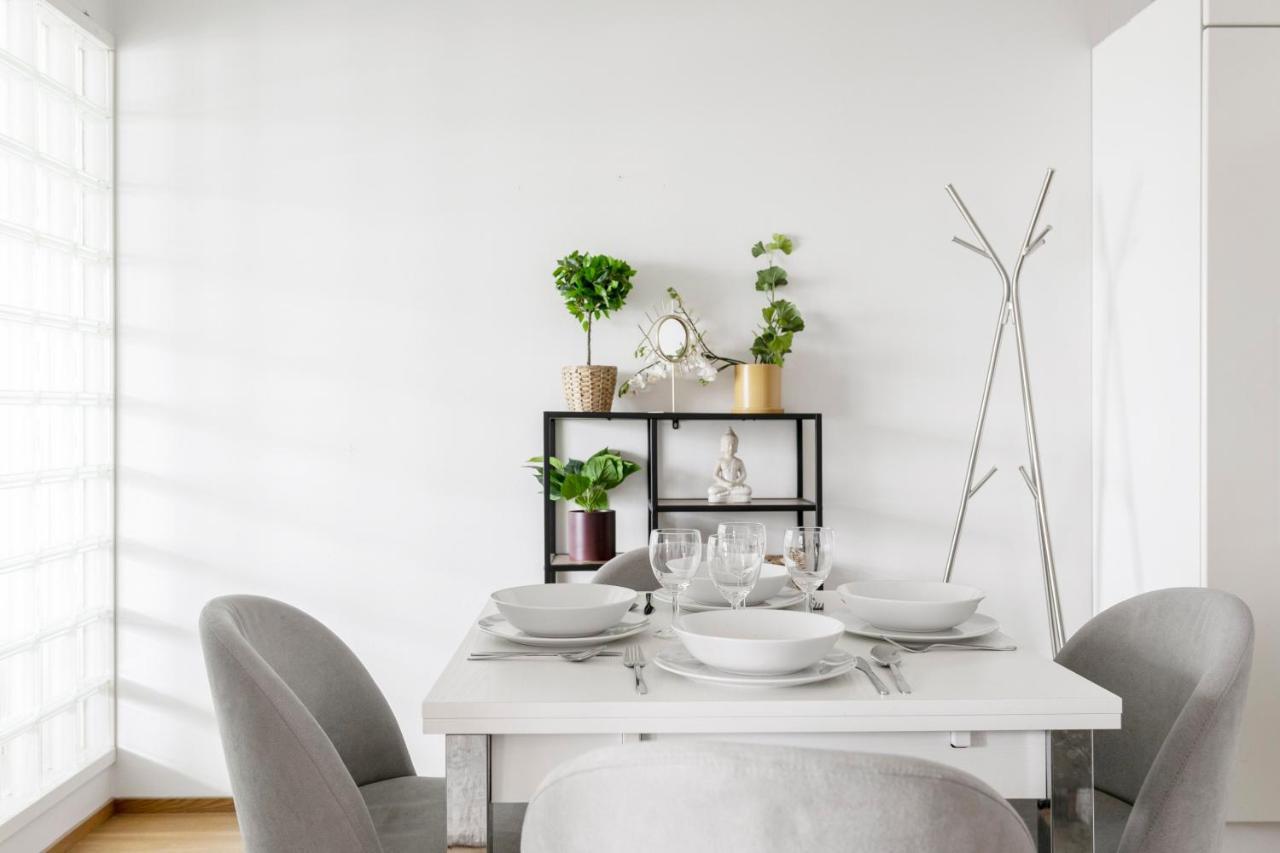 2Ndhomes Apartment In Kamppi Center With Sauna And Balcony Helsingfors Exteriör bild