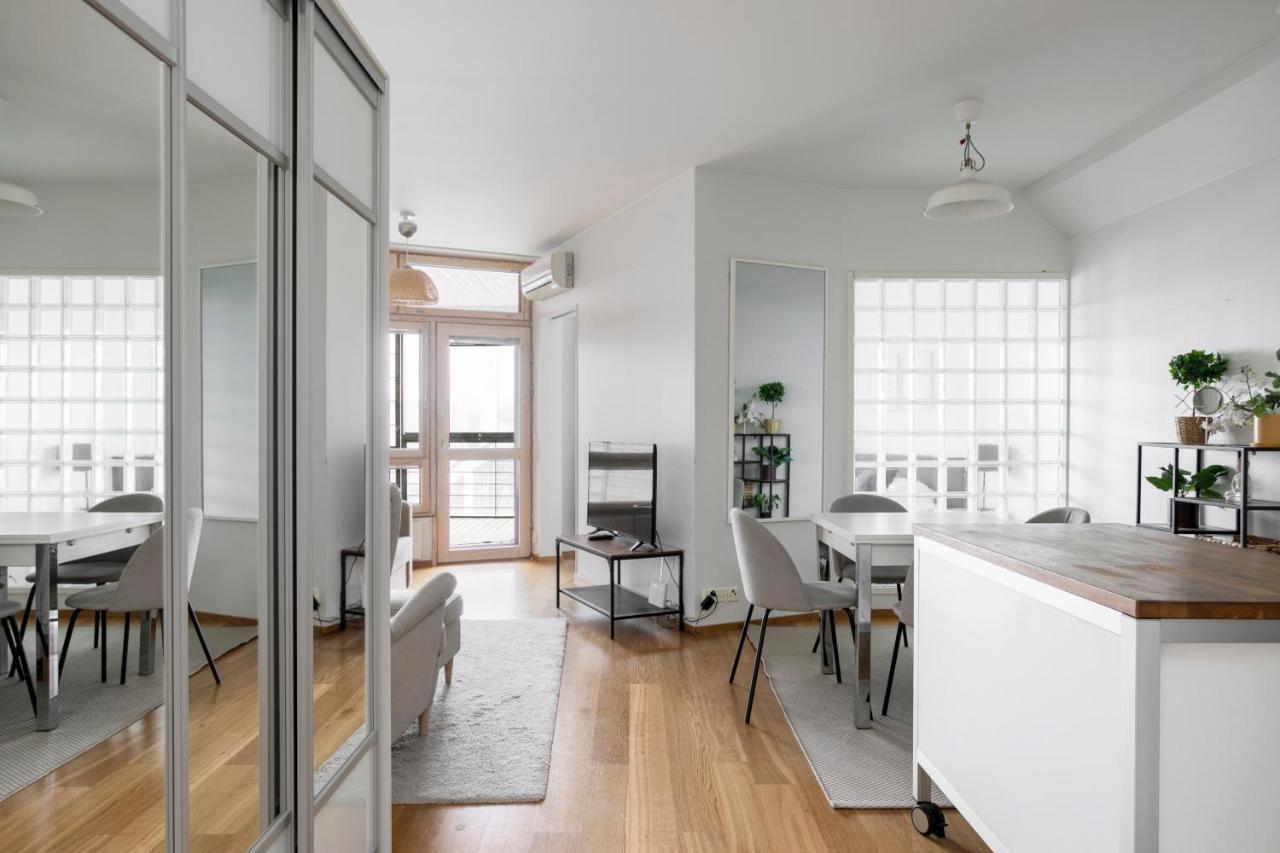 2Ndhomes Apartment In Kamppi Center With Sauna And Balcony Helsingfors Exteriör bild